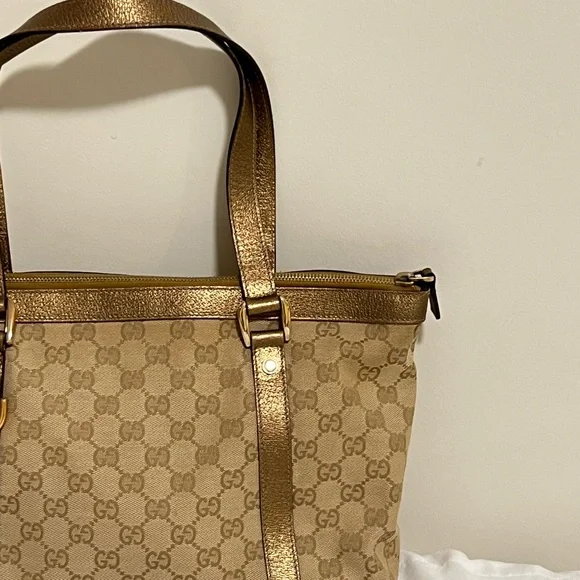 Gucci GG Nylon Abbey Medium - Picture 7 of 10